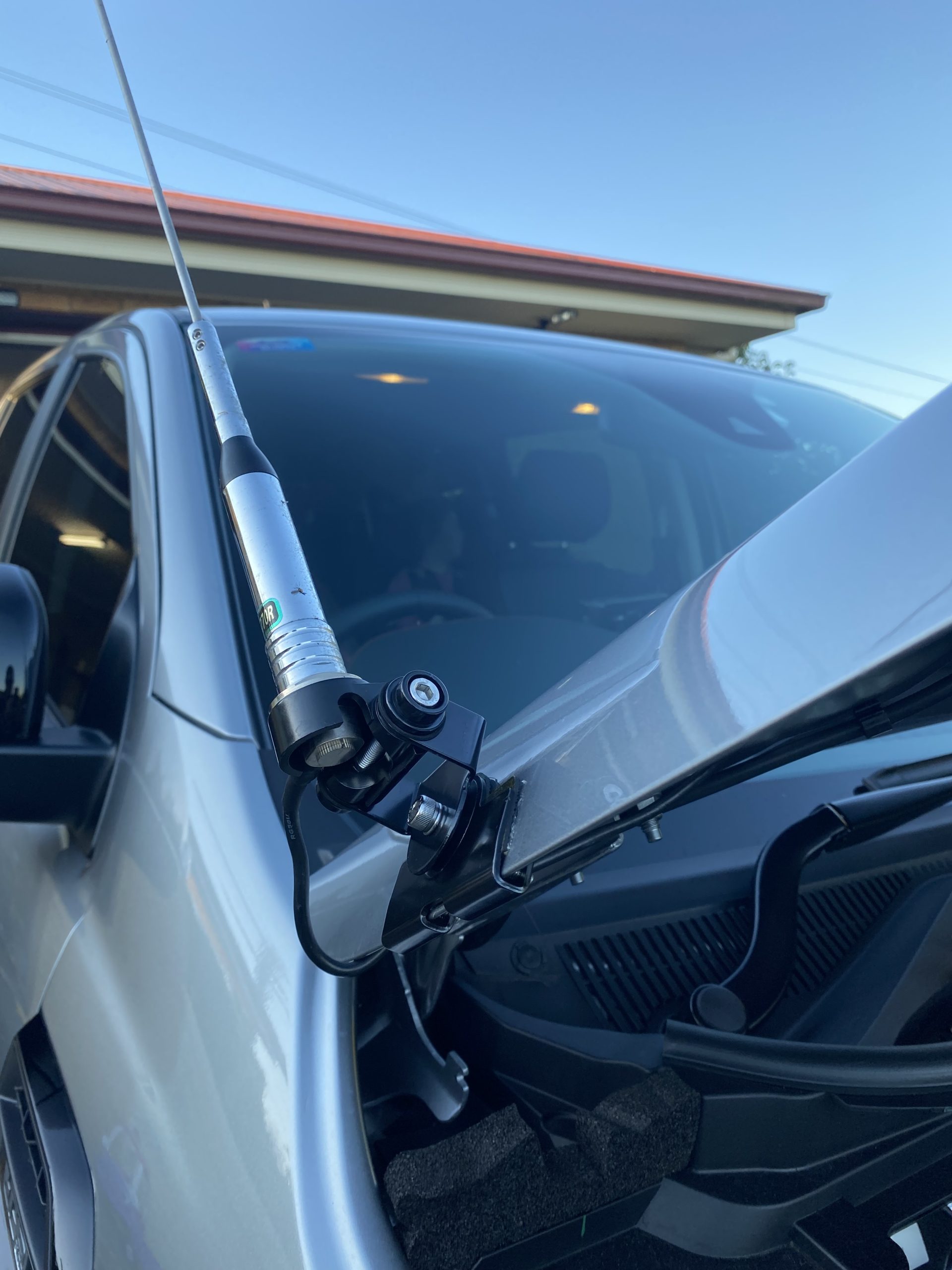 How to install UHF Radio in Ford Ranger or Everest C.L CARS BLOG